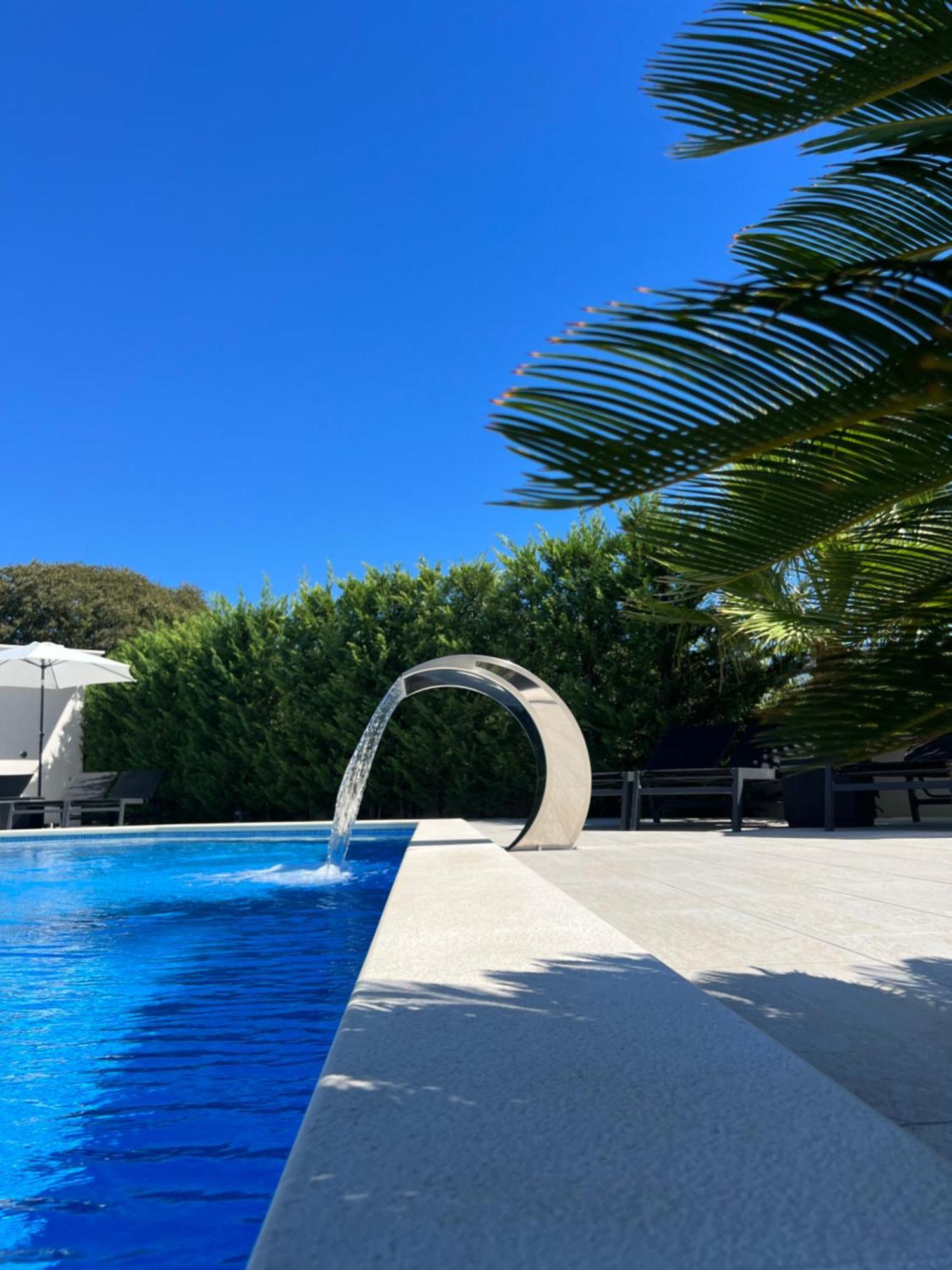 טרוגיר Holiday Luxury Resort Sundance מראה חיצוני תמונה